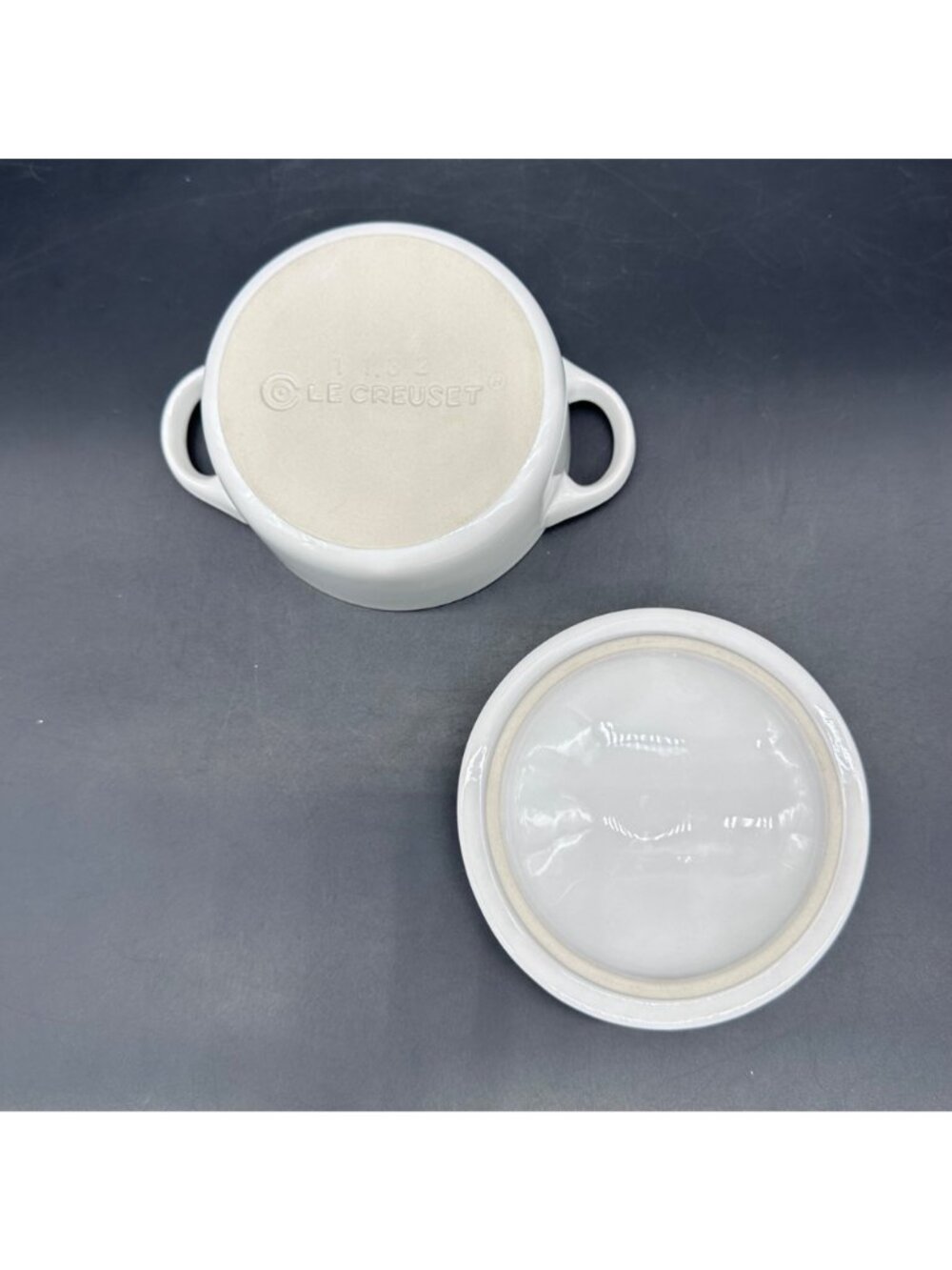 Le Creuset Mini Cocotte White Stoneware Casserole Dish Dutch Oven 8oz Pan Pot - Picture 5 of 9